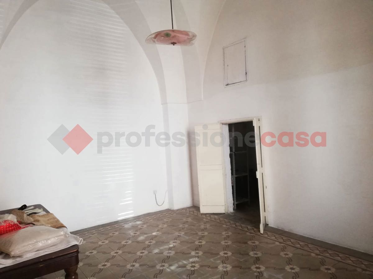 Quadrilocale con giardino a Manduria