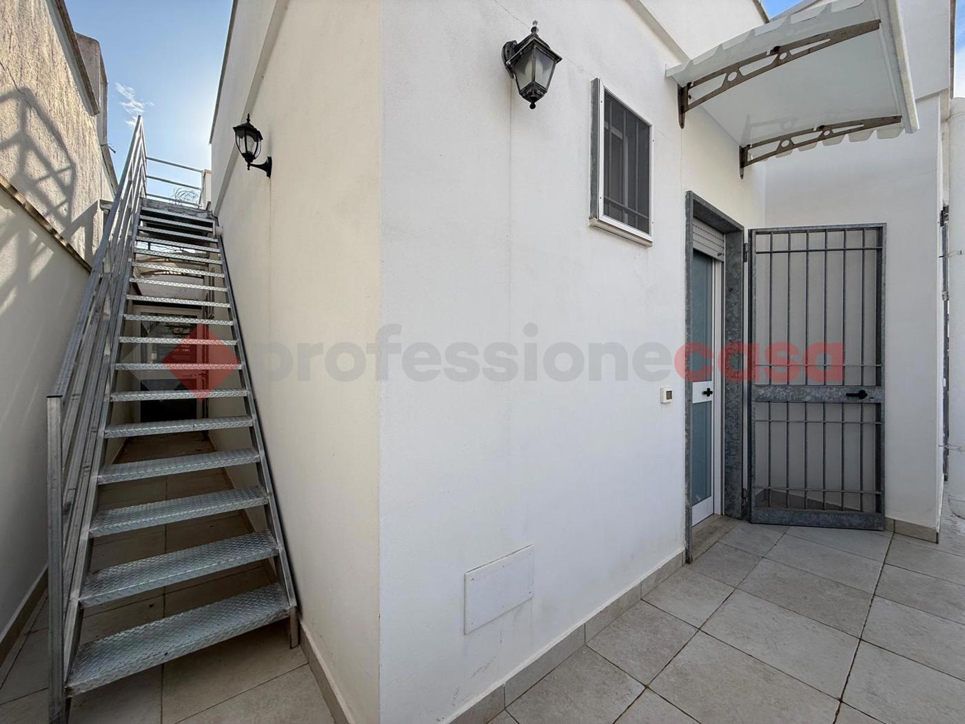 Casa indipendente con giardino a Manduria