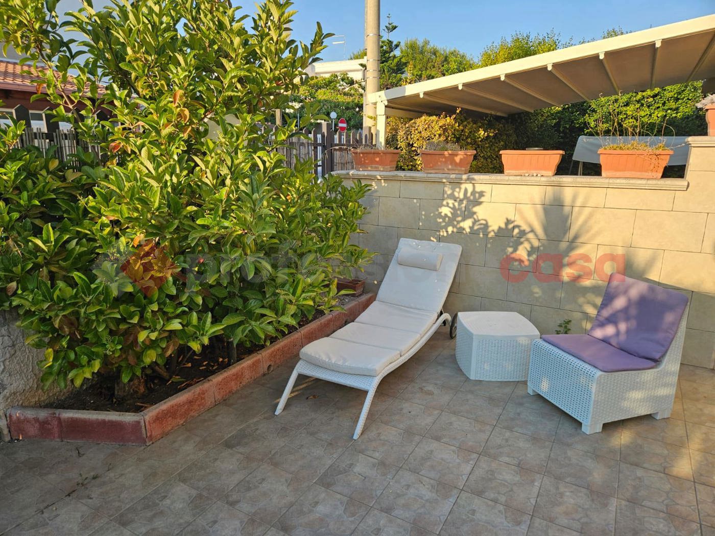 Trilocale con giardino a Maruggio