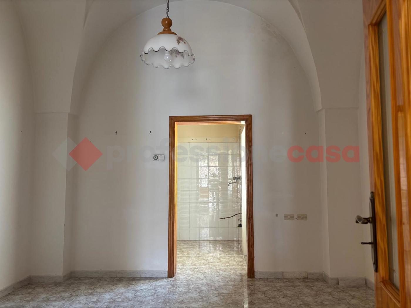 Casa indipendente con giardino a Maruggio