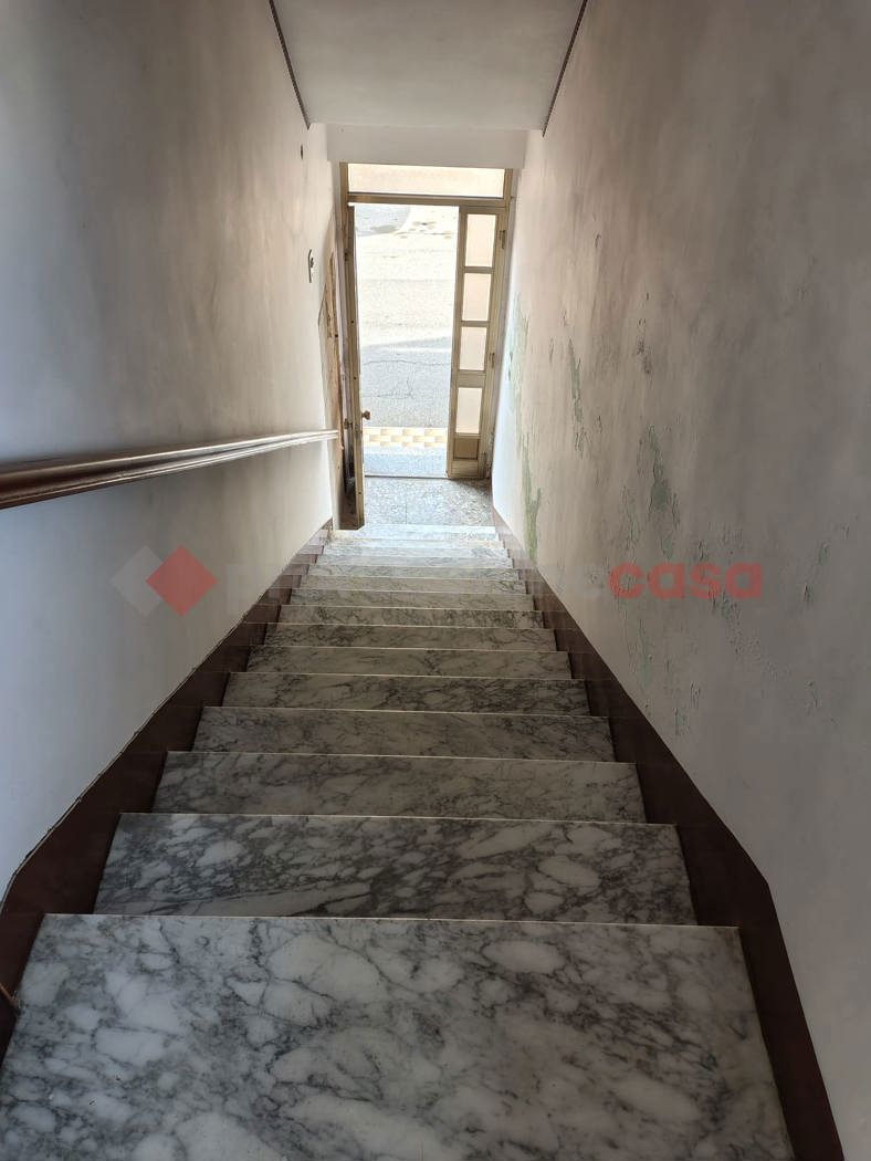 Stabile/Palazzo in vendita a Torricella