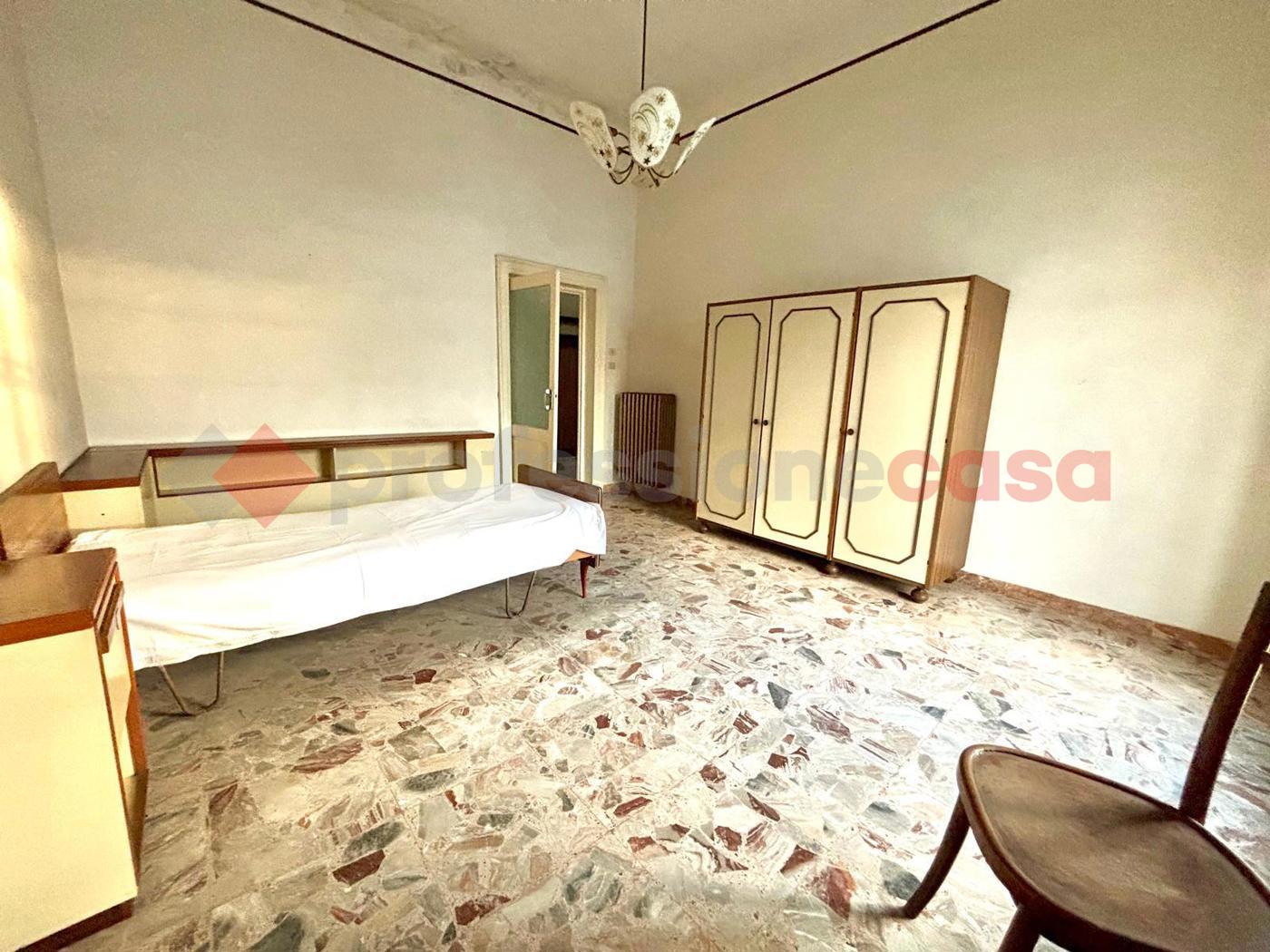 Stabile/Palazzo in vendita a Torricella