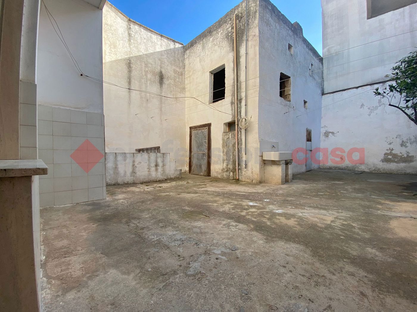 Quadrilocale con giardino a Manduria