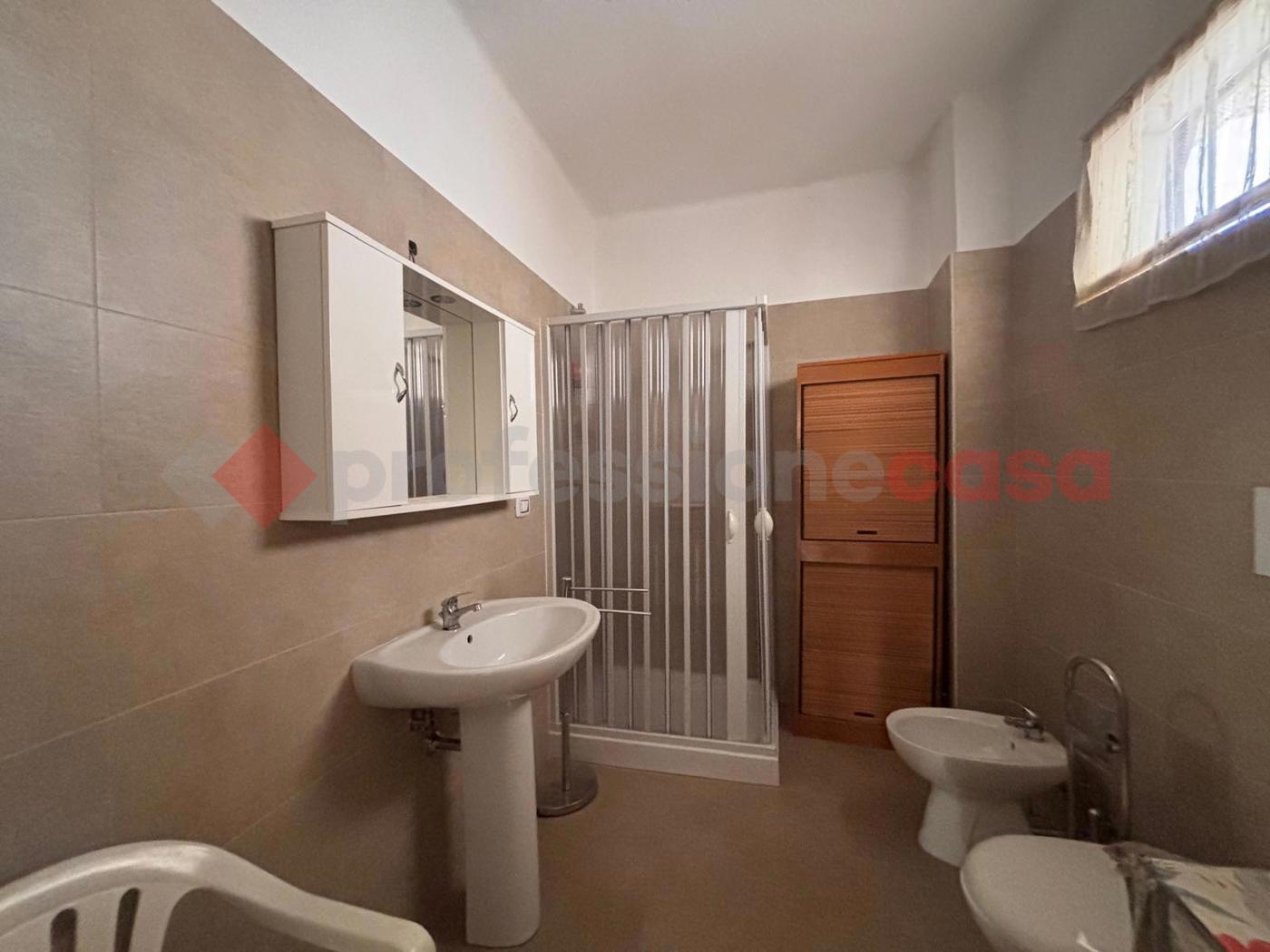 Stabile/Palazzo in vendita a Maruggio