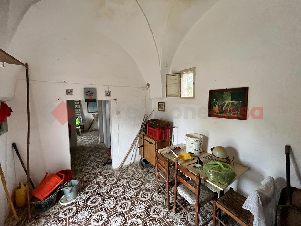 Rustico con giardino a Manduria