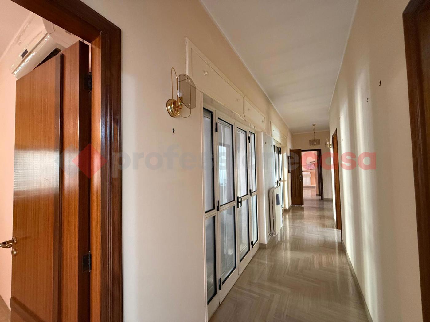 Casa indipendente con giardino a Manduria