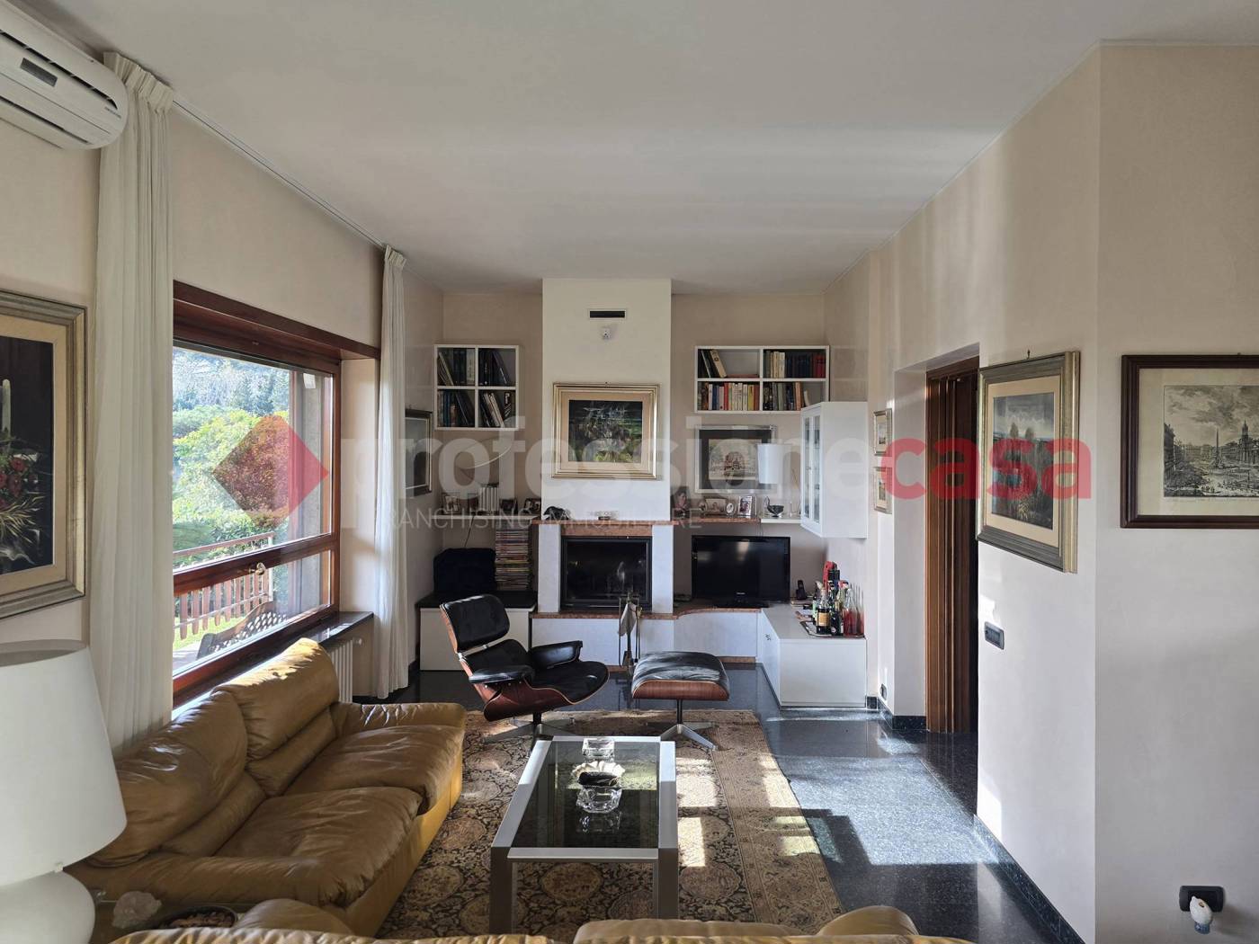 Villa con giardino a Roma