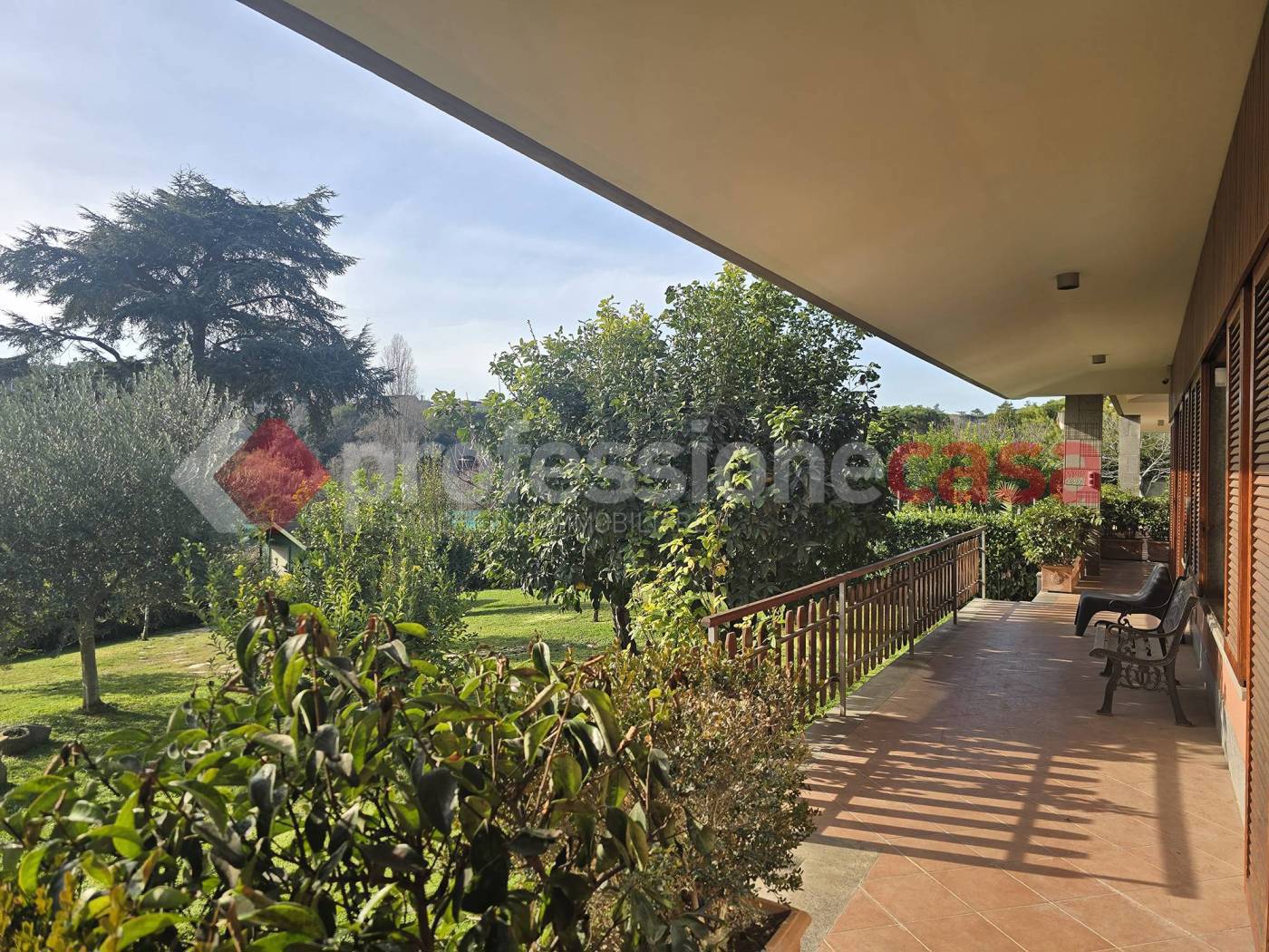 Villa con giardino a Roma