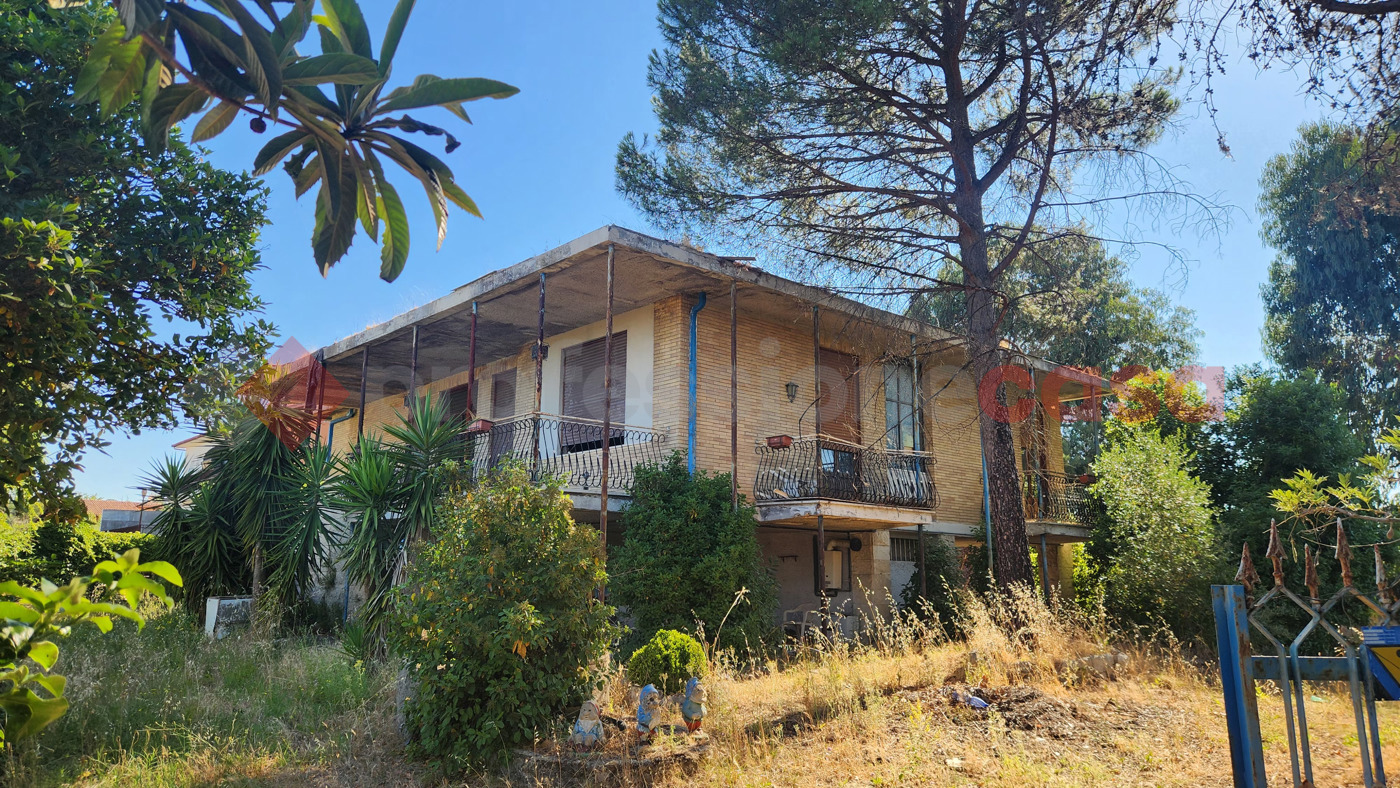 Villa con giardino a Roma