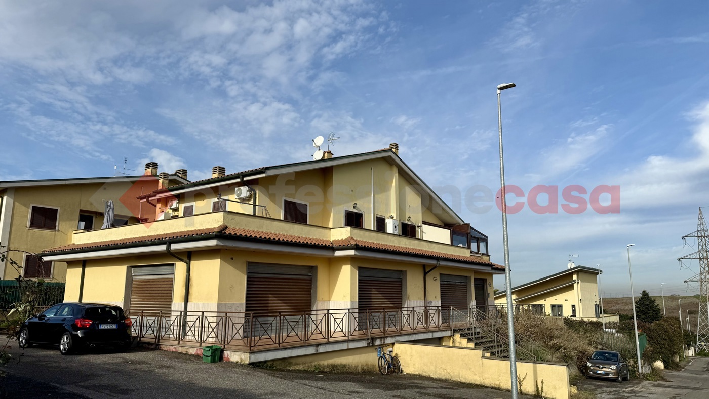 Trilocale in vendita a Roma
