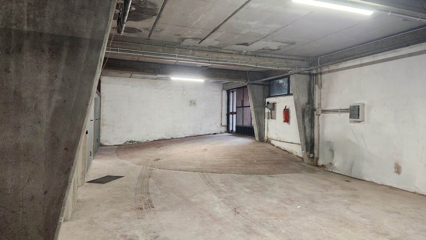 Box/Garage 26mq in affitto a Roma