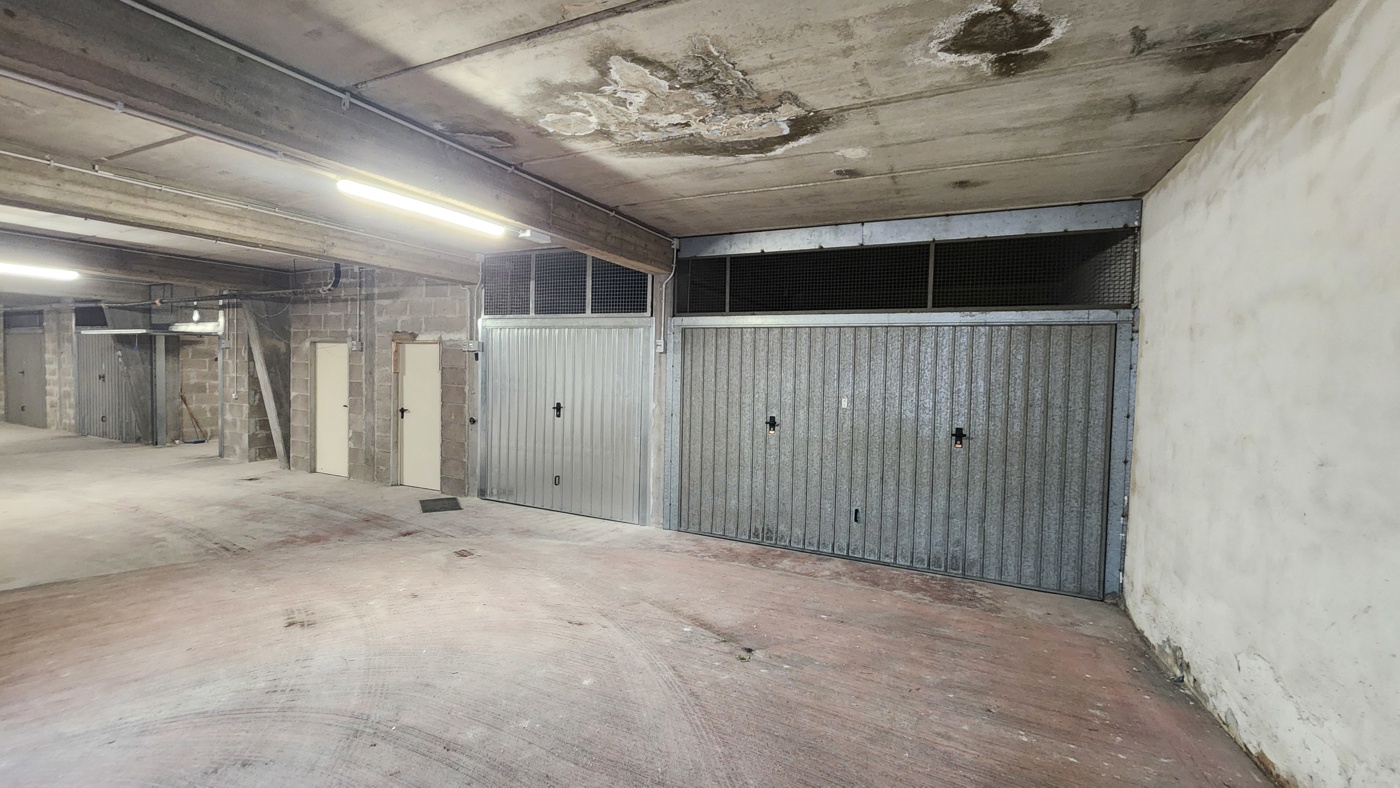 Box/Garage 26mq in affitto a Roma