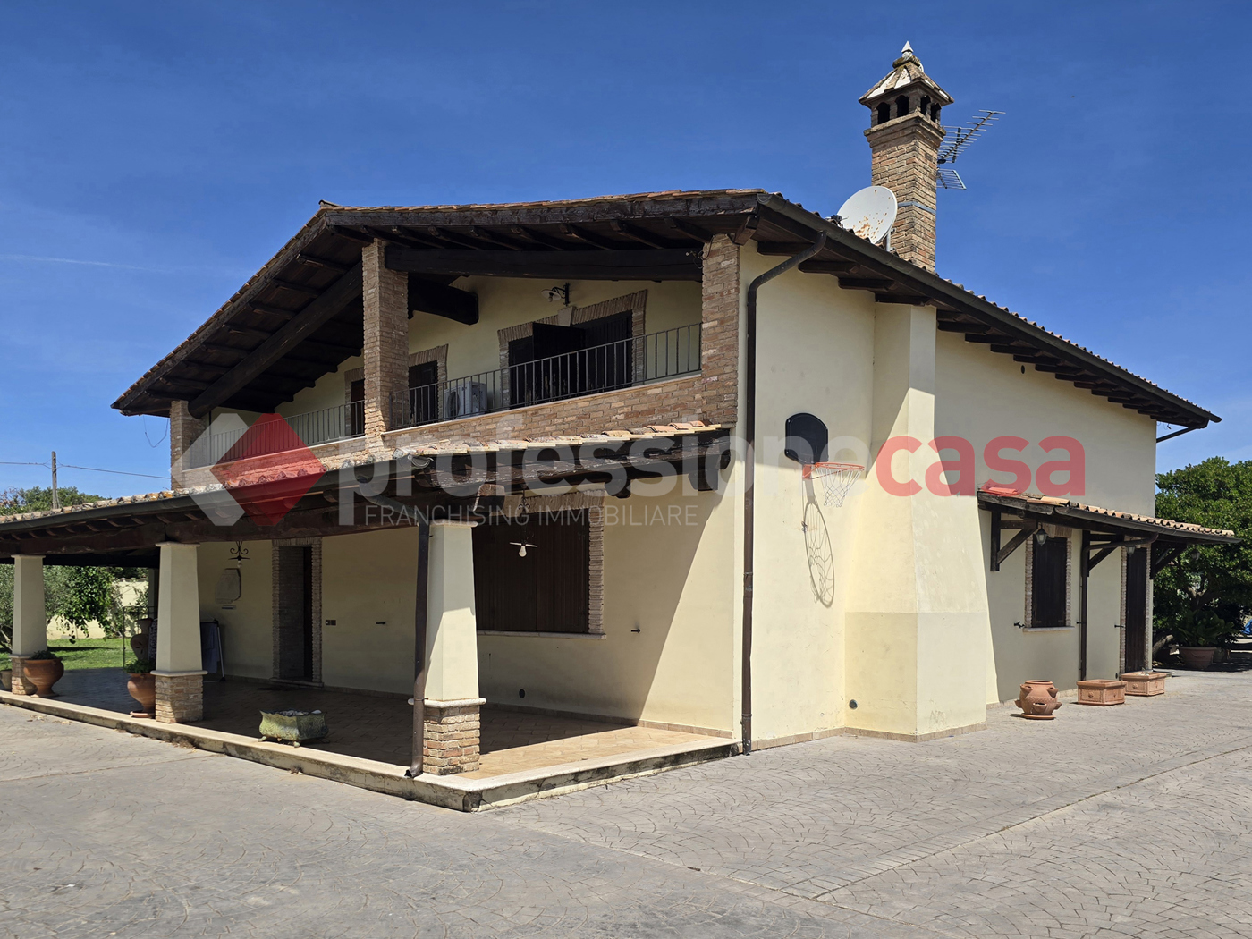 Villa in vendita a Fiumicino