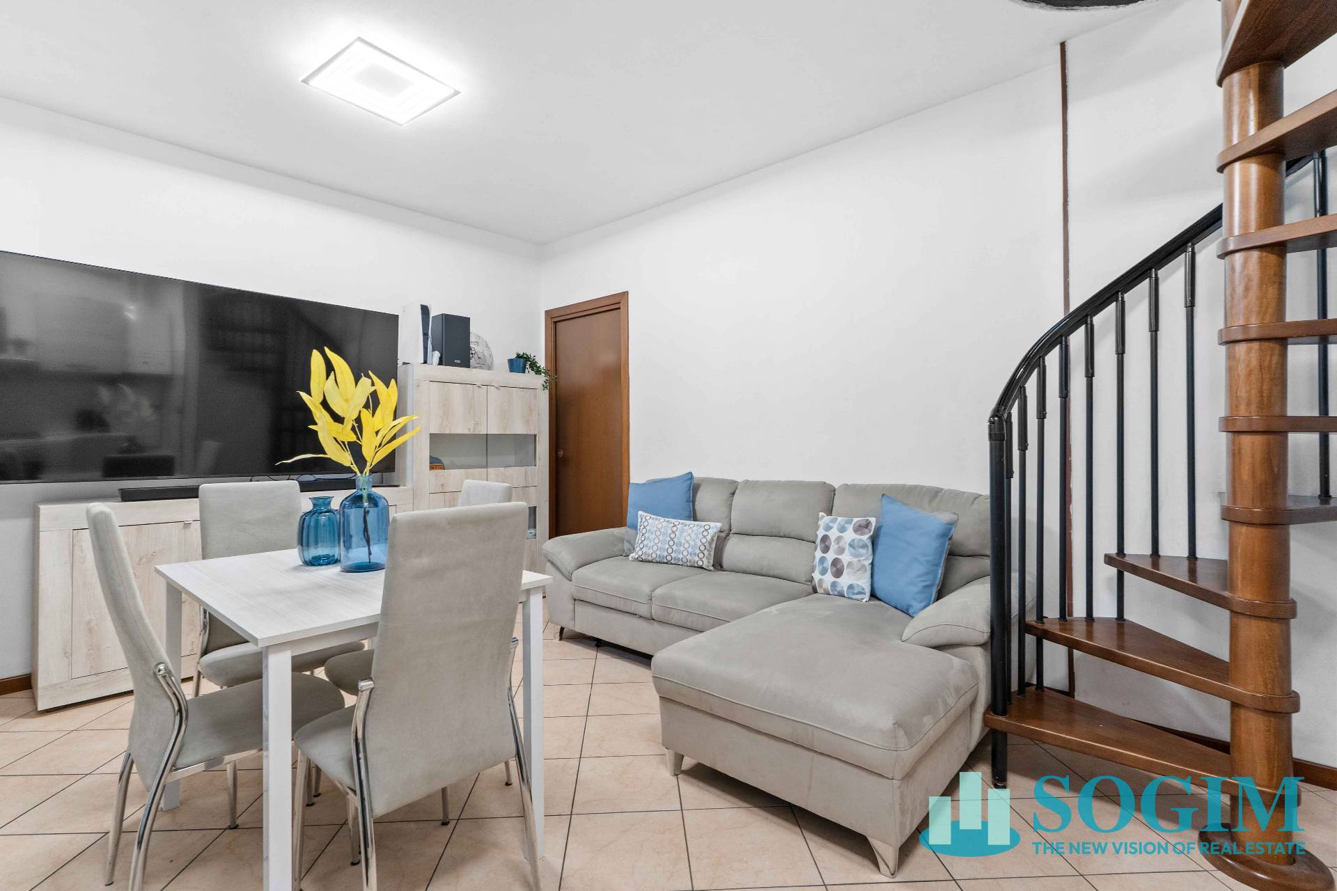 Appartamento in vendita a Lesmo