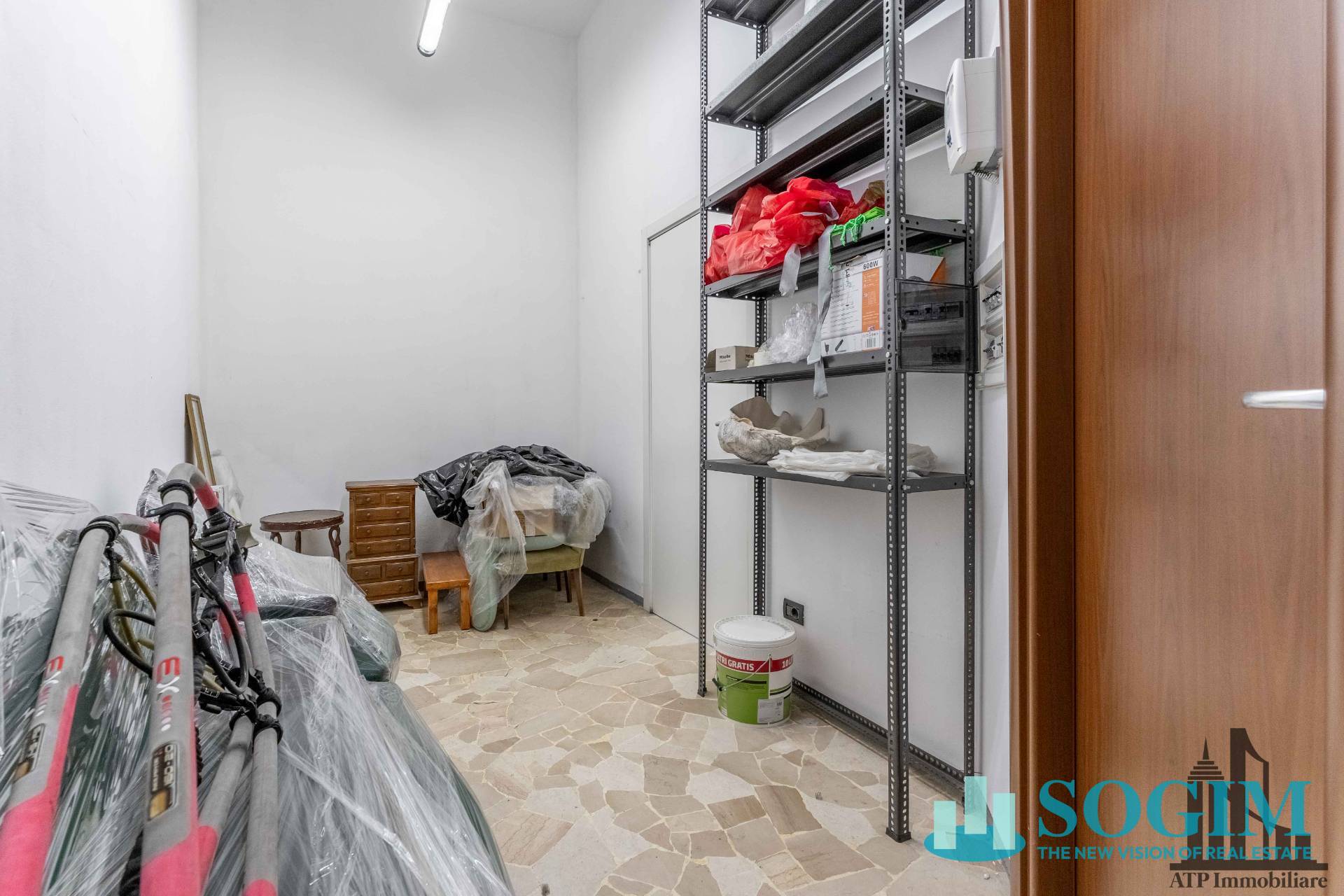 Negozio in vendita a Cinisello Balsamo