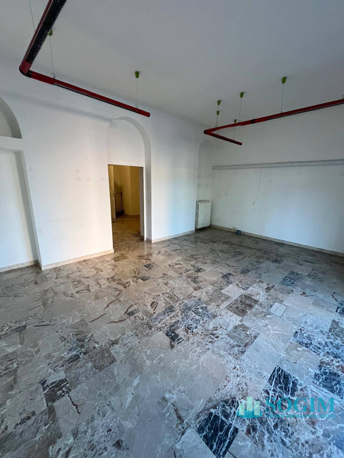 Immobile commerciale in vendita a Sesto San Giovanni