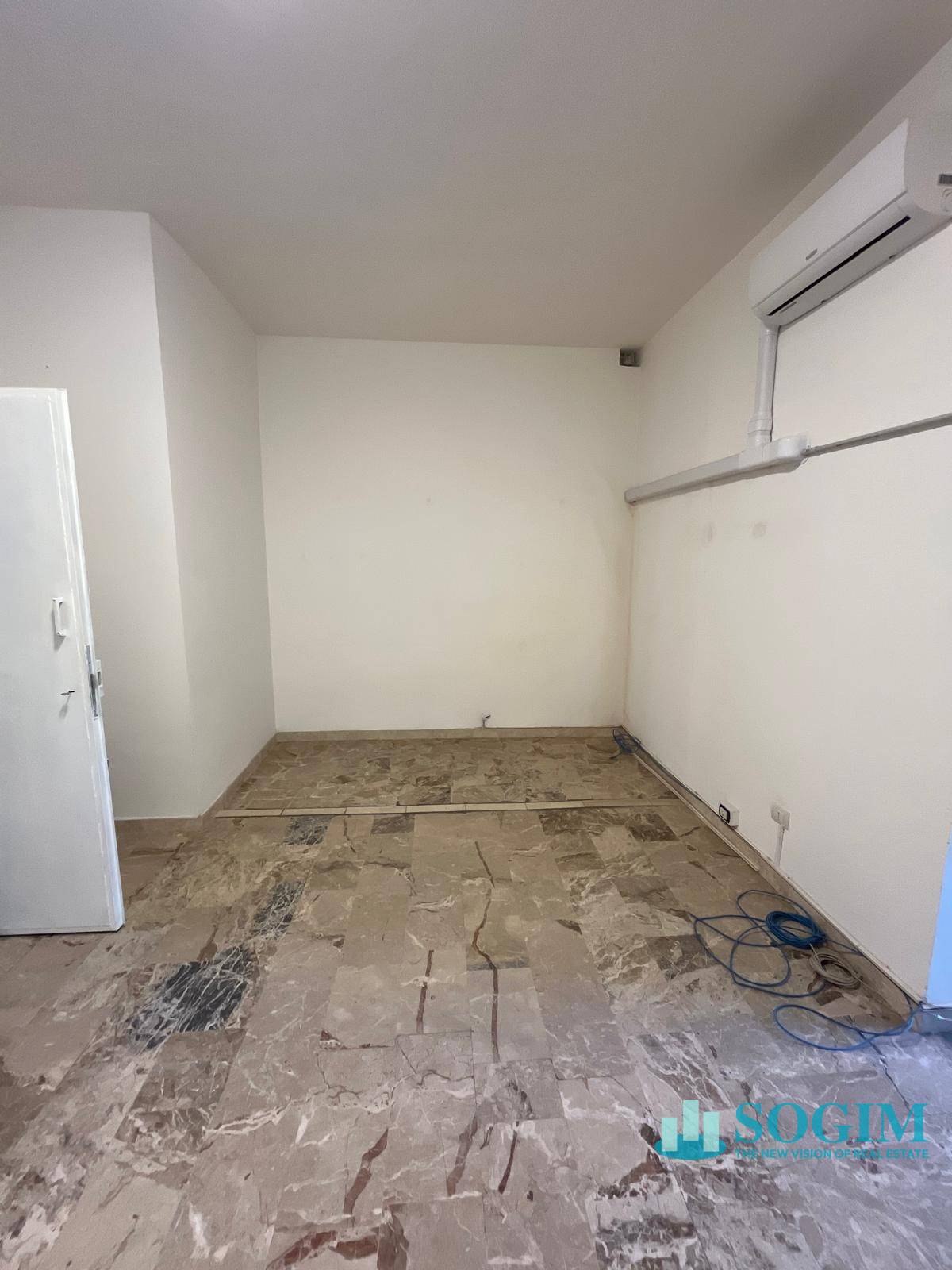 Immobile commerciale in vendita a Sesto San Giovanni