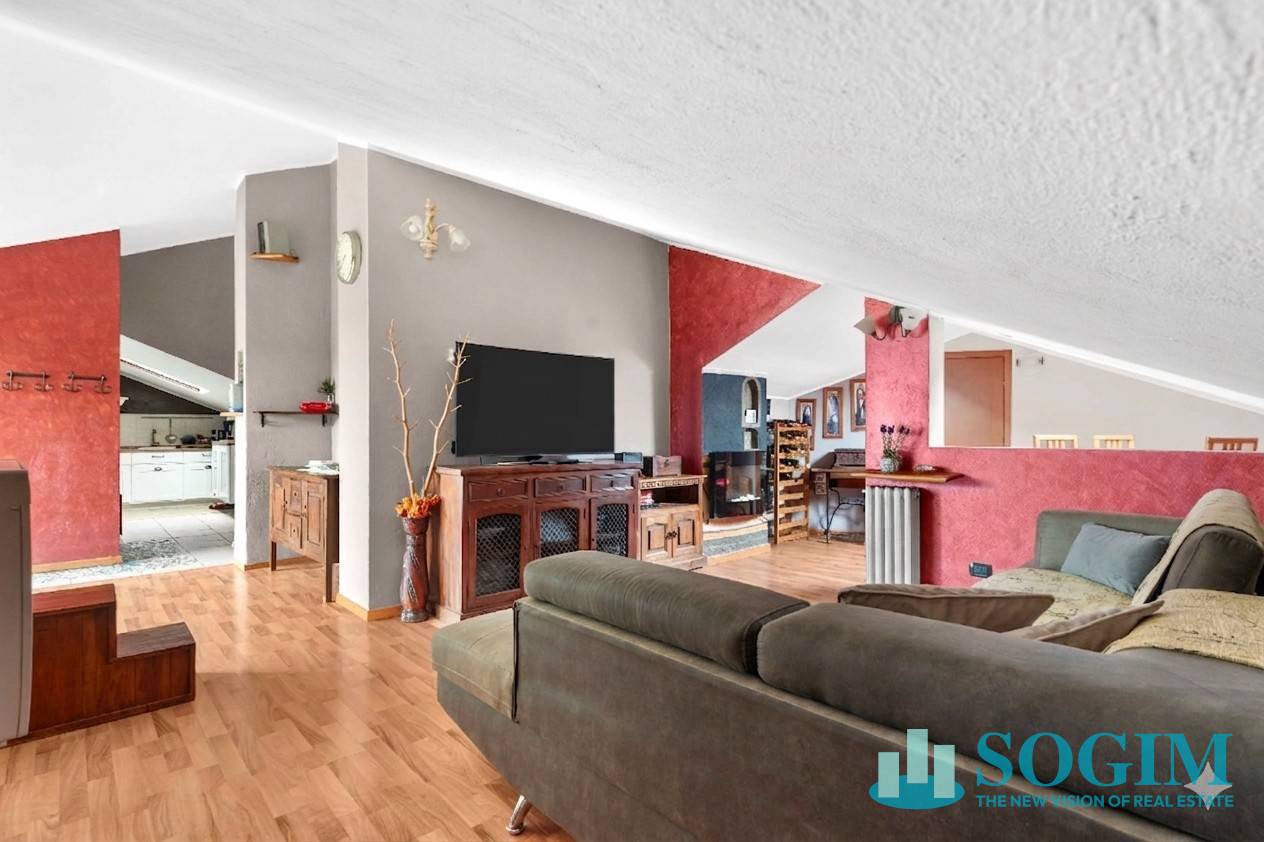 Appartamento in vendita a Desio