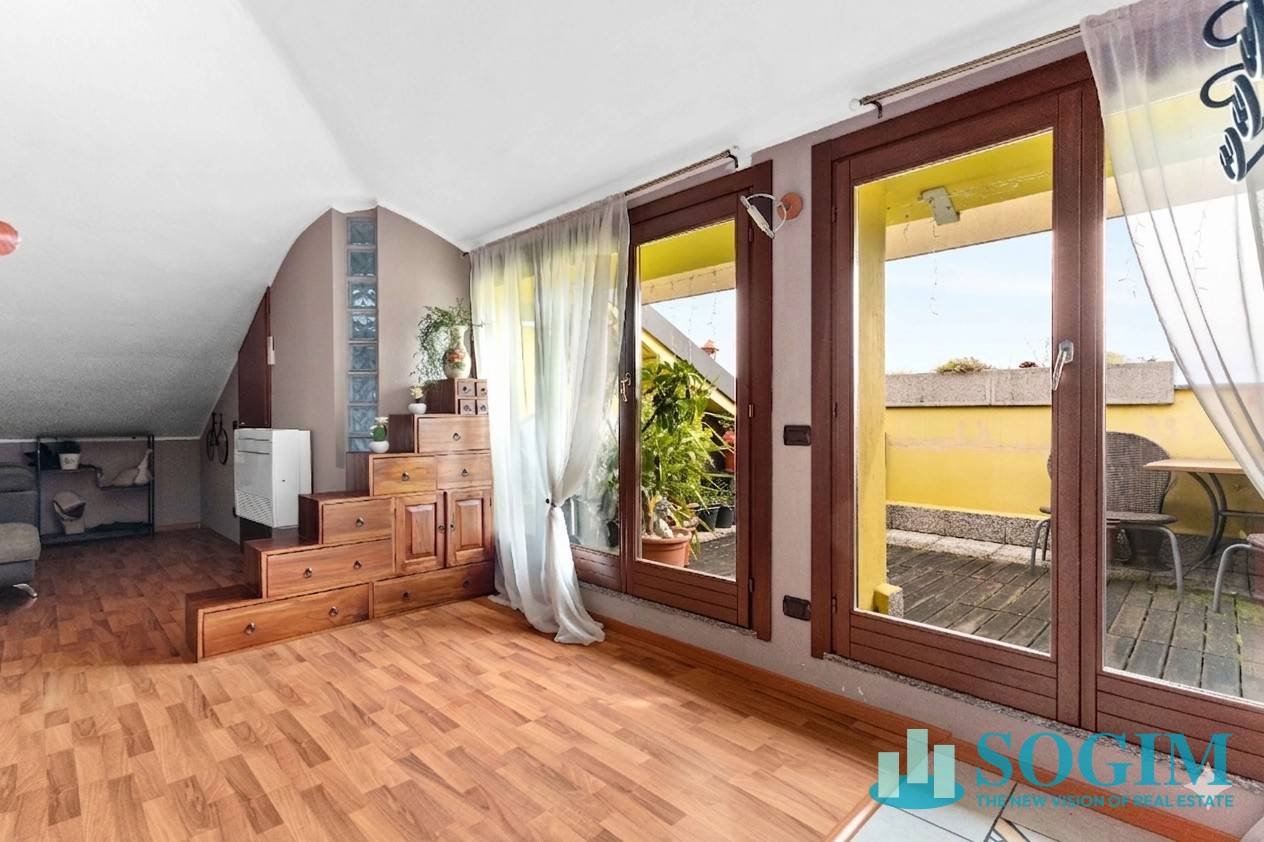 Appartamento in vendita a Desio