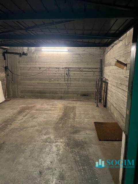 Box o garage in vendita a Sesto San Giovanni