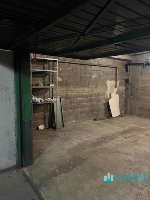 Box o garage in vendita a Sesto San Giovanni