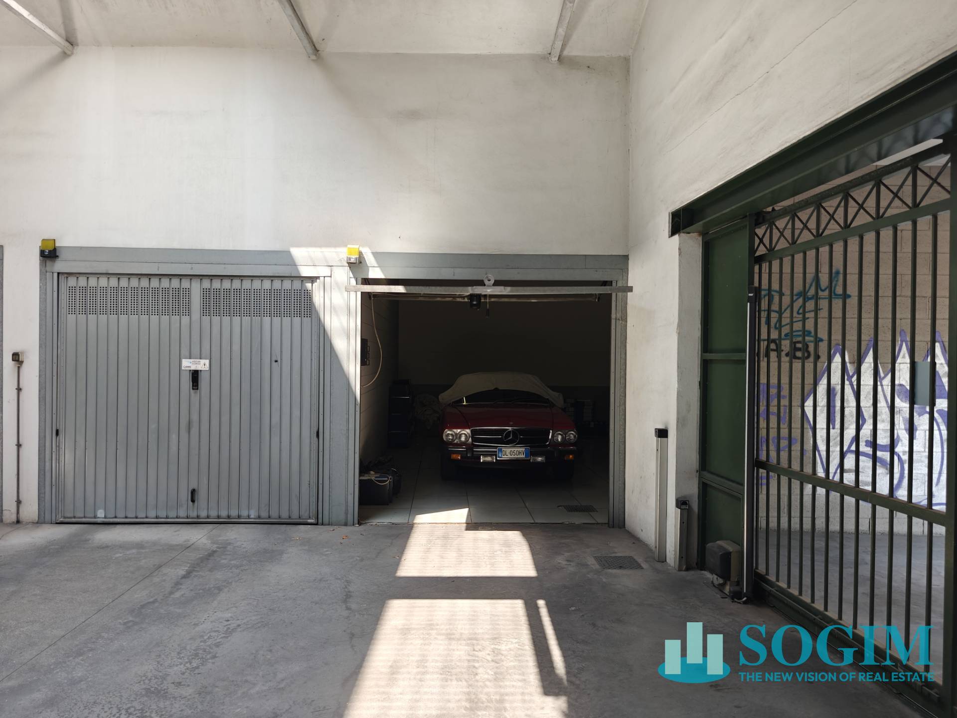 Box o garage in vendita a Sesto San Giovanni