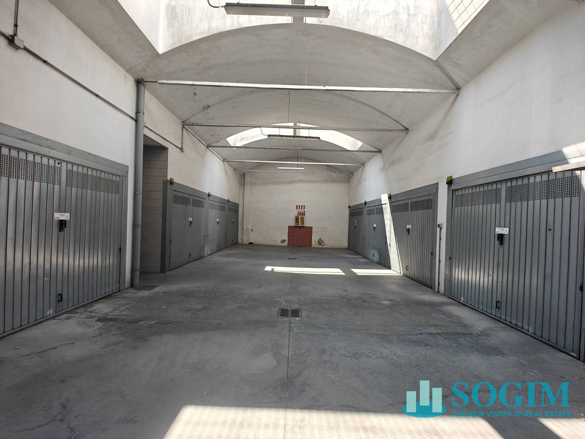 Box o garage in vendita a Sesto San Giovanni